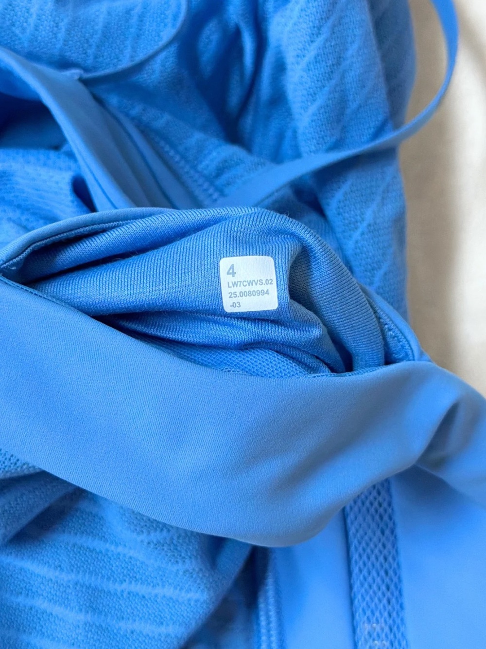 NWT Lululemon Fast & Free Airflow Mid-Rise Running Short 3 – Pool Party – Size 4 - Picture 9 of 11